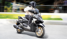 Yamaha RayZR Street Rally 125 Fi Hybrid 2024